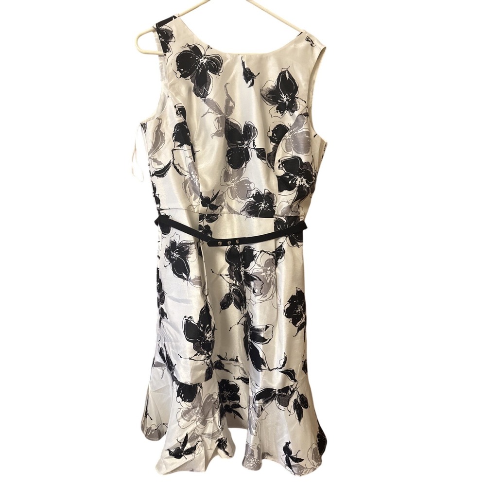 NWT Danny & Nicole Dress 16 Black White Floral Fit & Flare Cocktail‎ Party Dress